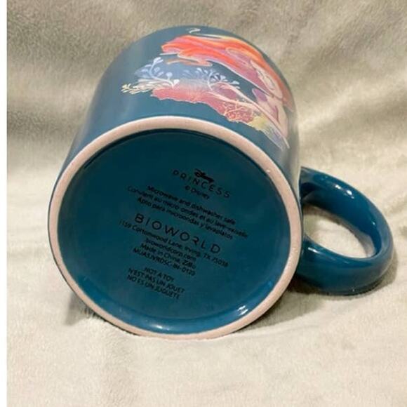 Disney Princess Ariel, The Little Mermaid, "Free as the Sea" 16oz Ceramic Mug - Picture 5 of 6